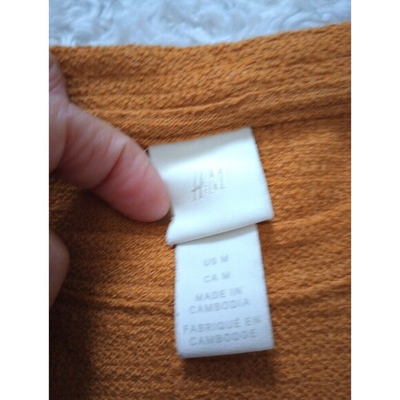 H&M Women’s Mustard  Basic  Blouse 3/4  Sleeve Sz M - Picture 3 of 10